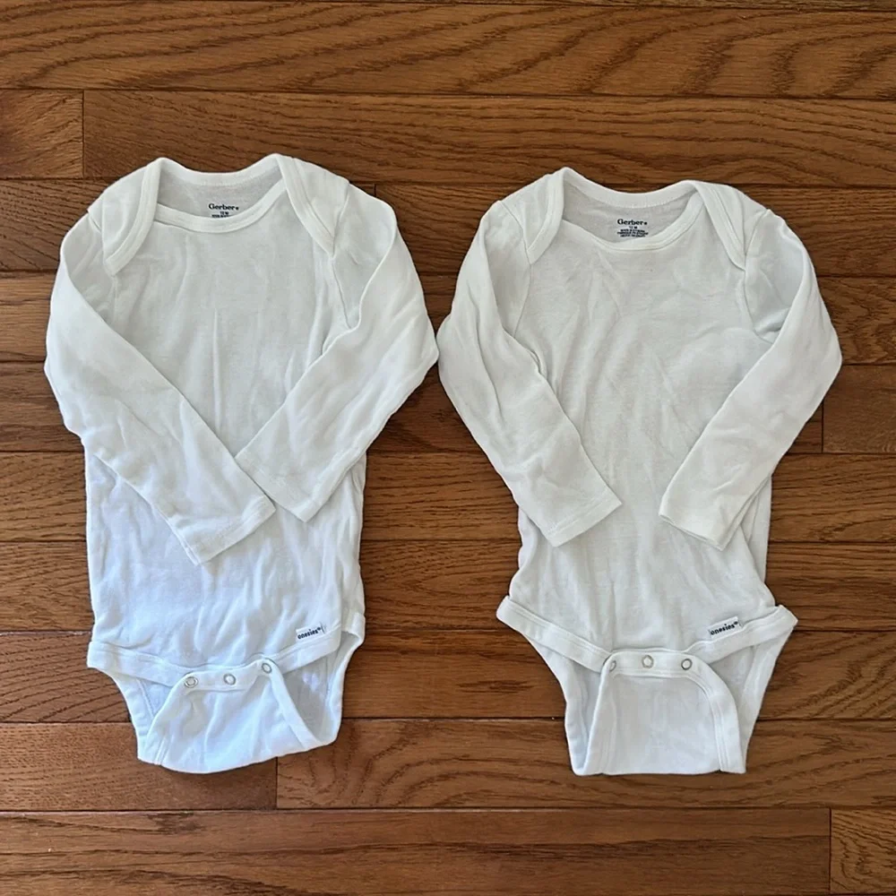👶🏻 Carter’s Gerber Cat & Jack Onesies 12 months white pink bundle lot baby euc